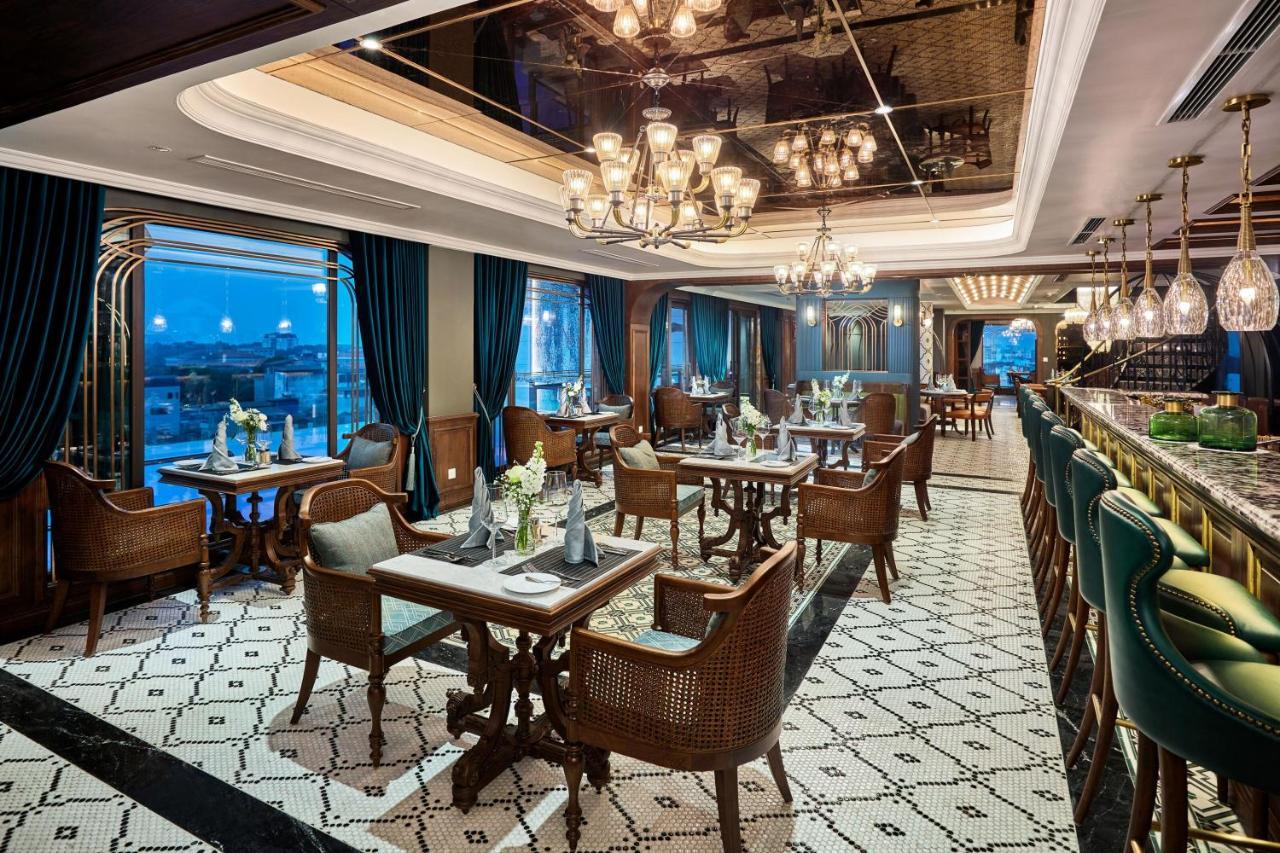 Peridot Grand Luxury Boutique Hotel Hanoi Luaran gambar The Bar