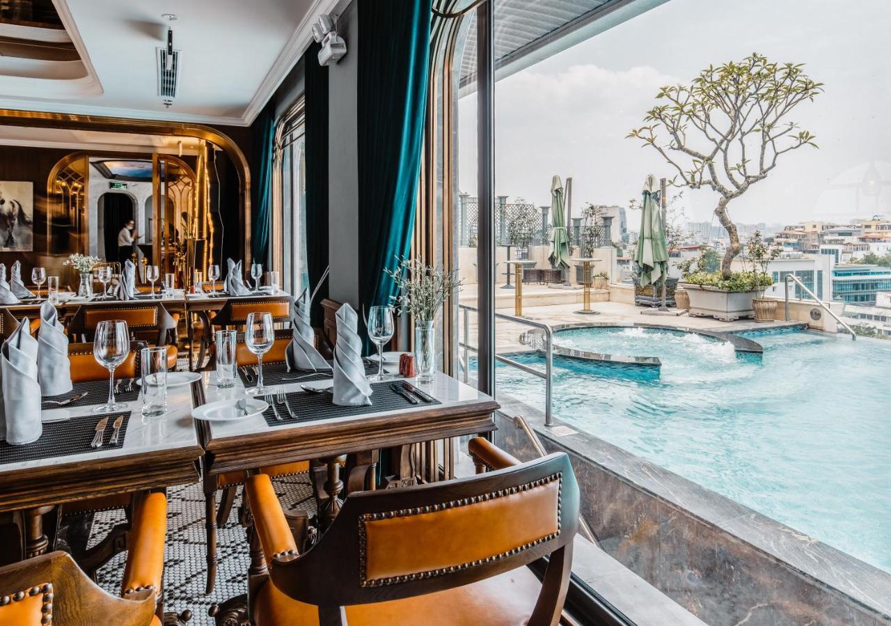 Peridot Grand Luxury Boutique Hotel Hanoi Luaran gambar The Pool Bar
